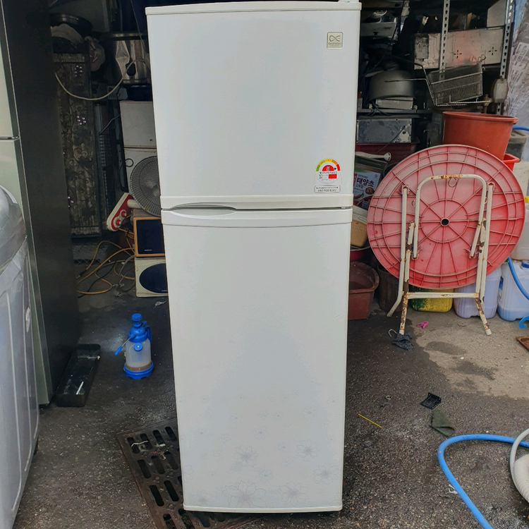 냉장고 237리터 이미지