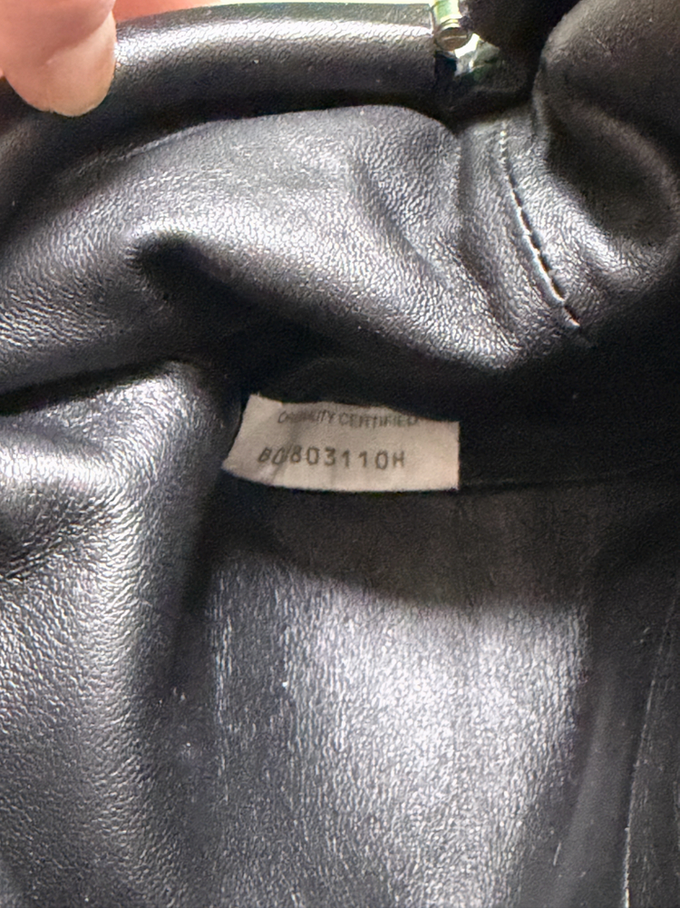 보테가 베네타 인트레치아토 미니 파우치 만두백 블랙(크로스백) 이미지