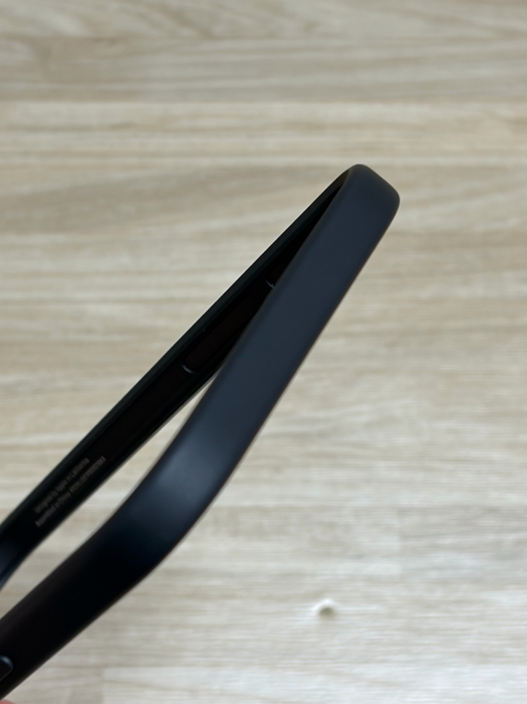 아이퐄에어 애플 정품 범퍼 블랙 판매 합니다. 이미지