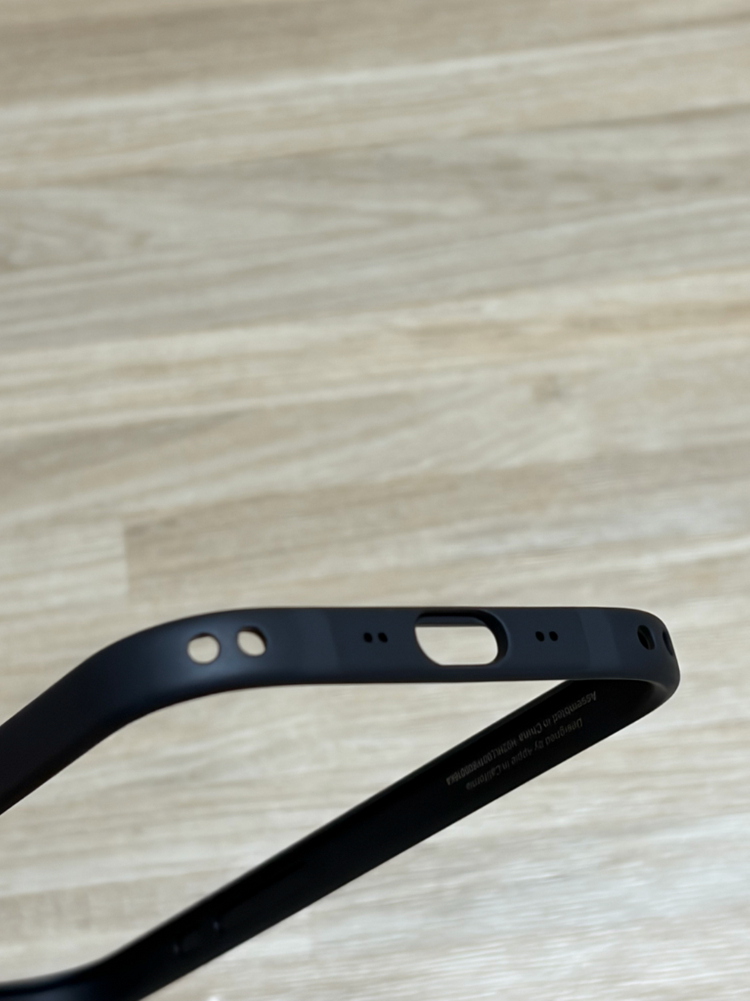 아이퐄에어 애플 정품 범퍼 블랙 판매 합니다. 이미지