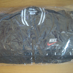 나이키 빅스우시 트렌드 바시티자켓95m할인/아디다스 노스페이스 러닝조깅야구캠핑헬스배낭자전거 스투시acg조던 아이폰 이미지