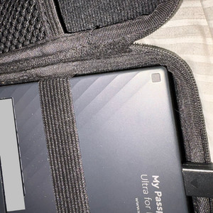 외장하드 4TB WD My Passport Ultra Mac 이미지