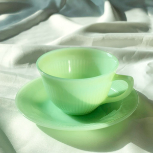 파이어킹 제디트 제인레이 컵앤소서 빈티지 밀크글라스 찻잔 세트 이미지