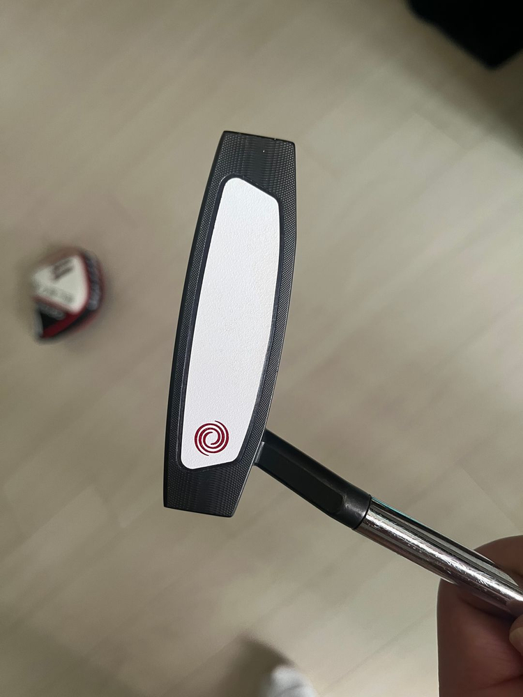 오딧세이 투볼 일레븐 투어 S 34인치 말렛형 이미지