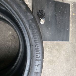 315/30R22 콘티넨탈 프리미엄콘택트6 이미지