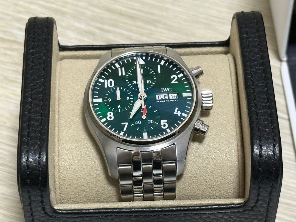 IWC 파일럿 워치 크로노그래프 41 그린 다이얼 (보증기간 : 2030.03까지) 이미지