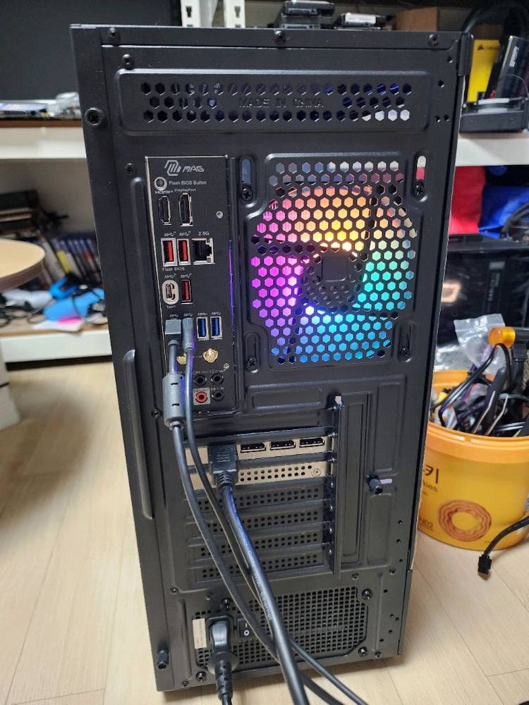 라이젠 9600X RTX5060 게이밍PC 이미지