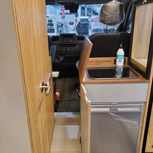 르노마스터캠핑카 은하모빌캠핑카 이미지