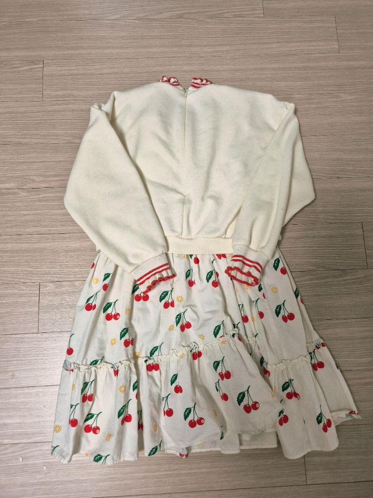 베베드피노 원피스형 맨투맨 140사이즈 이미지