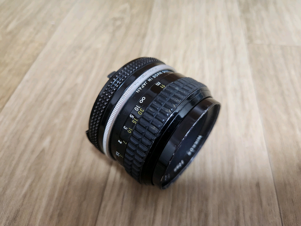 니콘 FE2 바디및 50mm f 2 렌즈 + md-12 모터드라이버 + mr-3 셔터 릴리즈 셋트 판매합니다 이미지