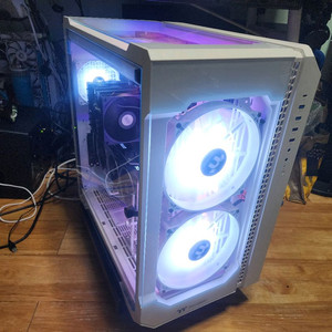 5800X 지포스 라데온 6950xt 라이젠 고사양 게이밍 컴퓨터 이미지