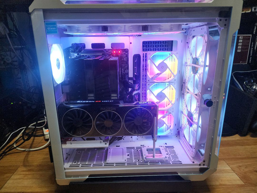 5800X 지포스 라데온 6950xt 라이젠 고사양 게이밍 컴퓨터 이미지