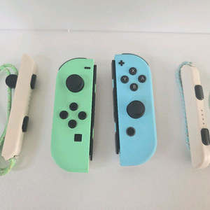 닌텐도스위치 동물의숲 정품조이콘 +스트랩2개 이미지