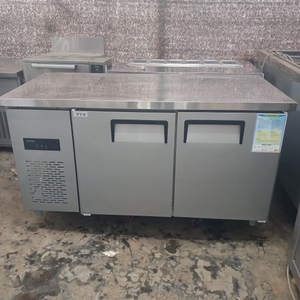 [판매] 업소용1500 테이블냉장고(그랜드우성,내부스텐) 이미지