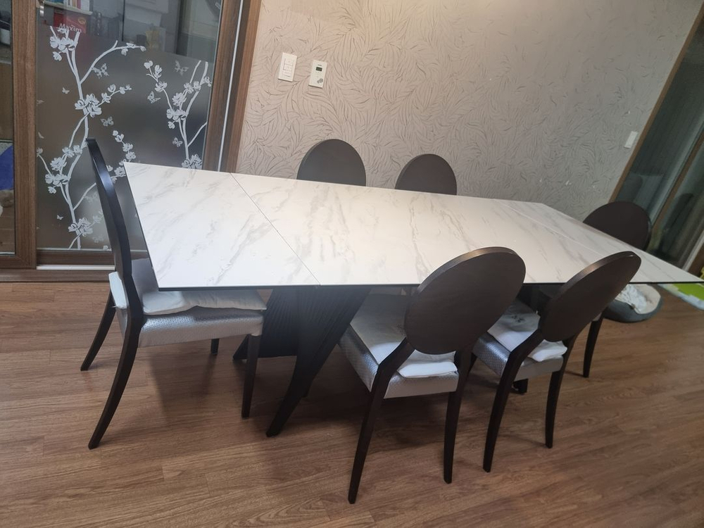 디쟈트 세라믹 식탁(확장형) 6~8인용 이미지