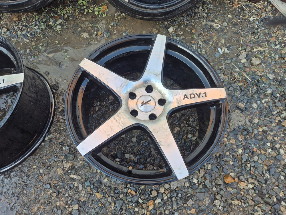 20인치 ADV.1 휠 팰리세이드 그렌져 k7 투싼ix 스포티지R 싼타페 쏘렌토 올뉴카니발 더뉴카니발 이미지