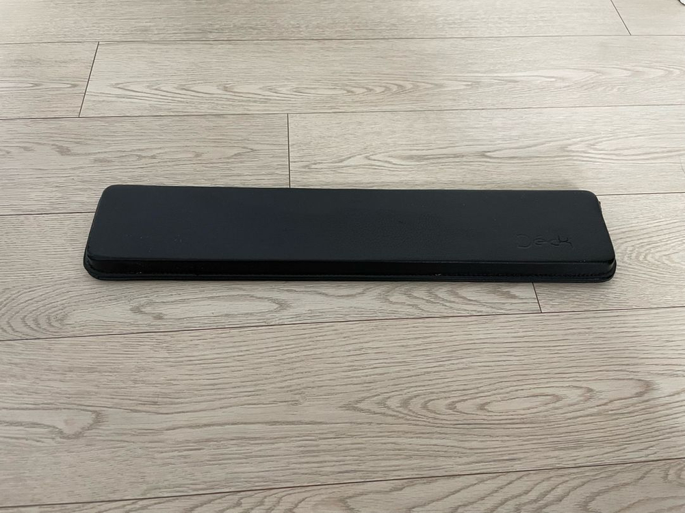 Deck 덱 키보드 팜레스트 이미지