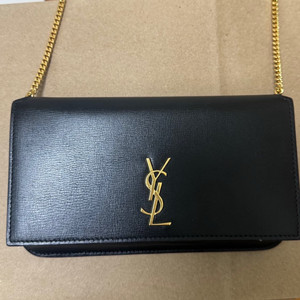 입생로랑 체인 크로스백 이미지