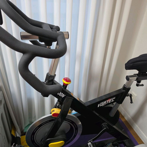 보텍 M900N 스피닝 자전거 이미지