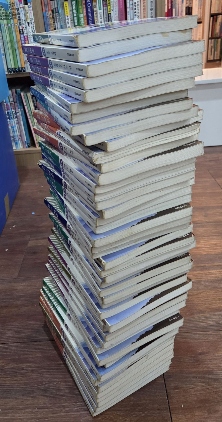 만화 전략 삼국지 (흑백) 대현출판 45권 세트 배송비 포함 안전결제 가능 역사만화 중고책 이미지