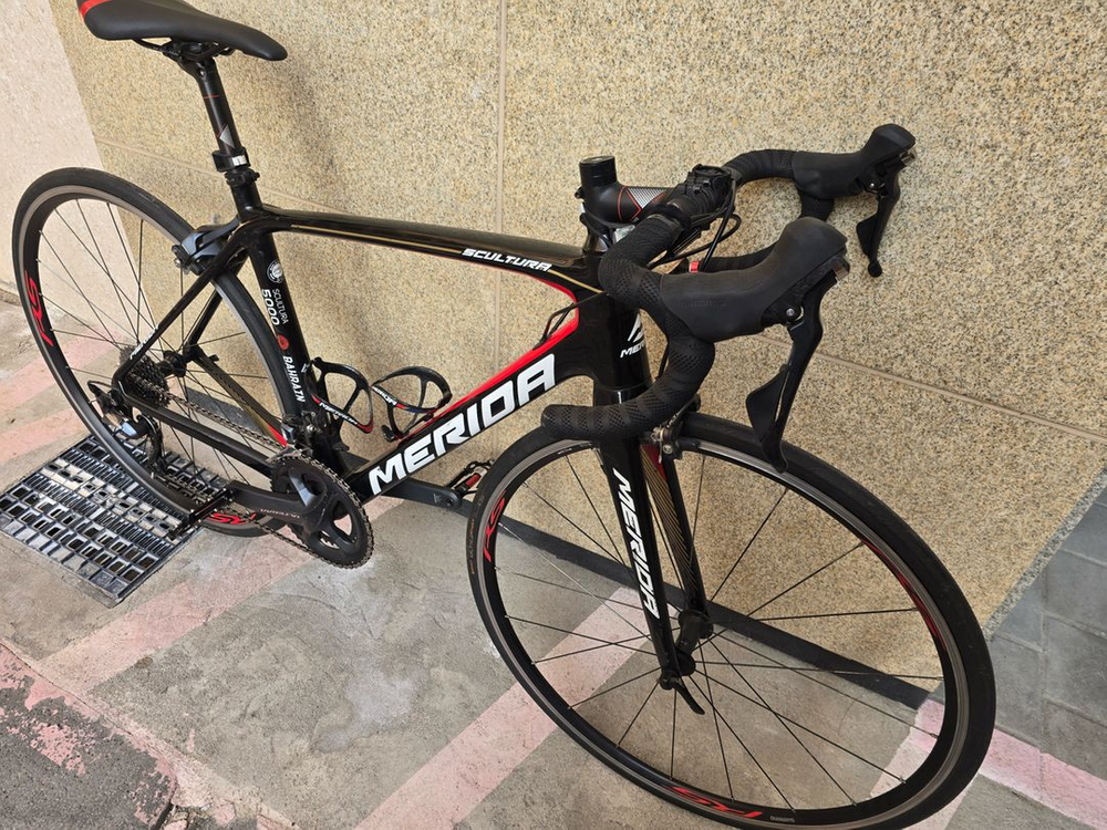 메리다 스컬트라 5000 2019년식 바레인 에디션 풀카본 로드 자전거 이미지