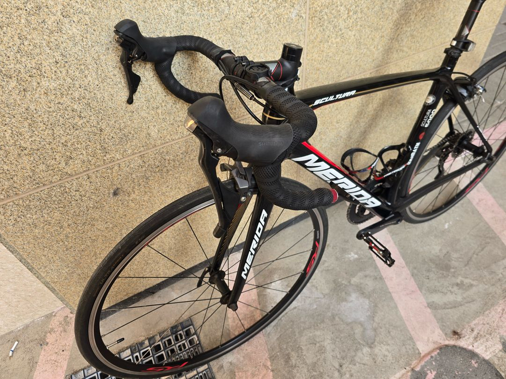 메리다 스컬트라 5000 2019년식 바레인 에디션 풀카본 로드 자전거 이미지