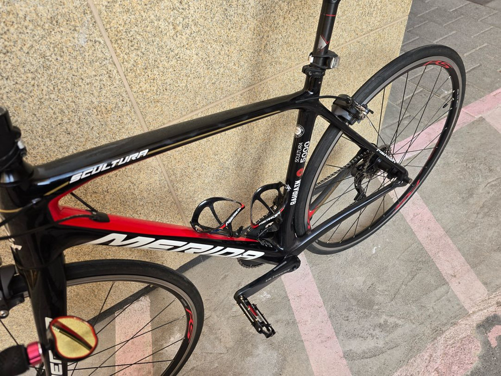 메리다 스컬트라 5000 2019년식 바레인 에디션 풀카본 로드 자전거 이미지