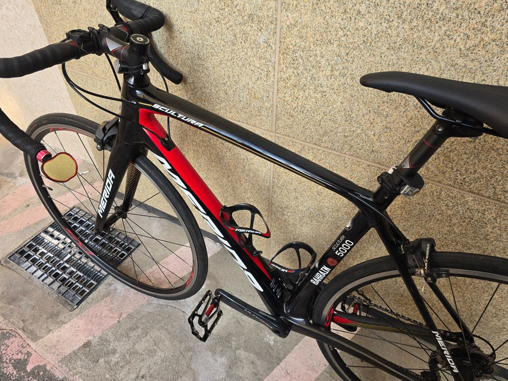 메리다 스컬트라 5000 2019년식 바레인 에디션 풀카본 로드 자전거 이미지