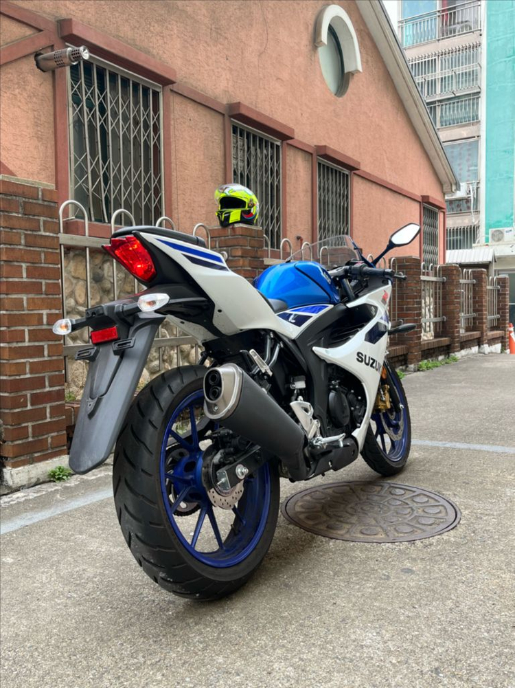 25년식2천키로 스즈키gsx-r125 급처 합니다! 이미지
