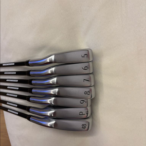 타이틀리스트 T250 4세대 최신형아이언세트 골프채 팝니다. 이미지