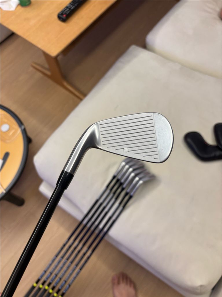 타이틀리스트 T250 4세대 최신형아이언세트 골프채 팝니다. 이미지