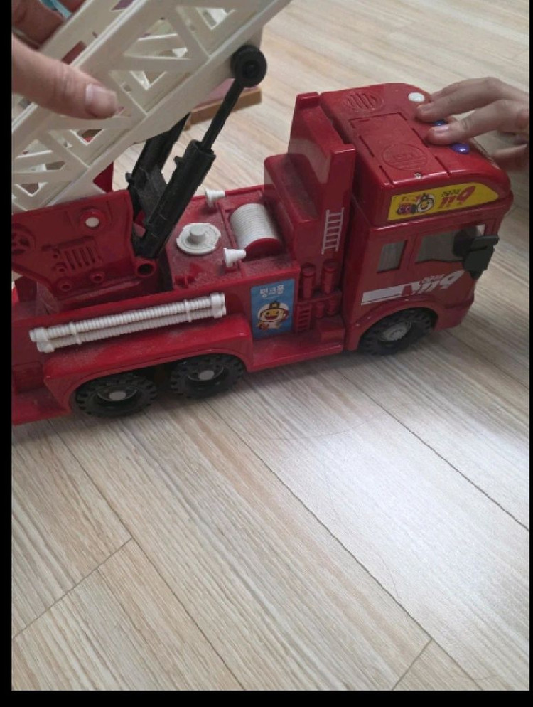 핑크퐁 아기상어 소방차놀이 아기장난감 이미지