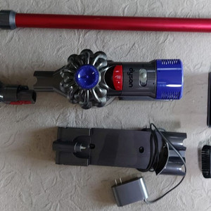 다이슨 V8 무선 청소기 세트 (소프트 롤러 헤드 브러쉬X)_배터리 방전 이미지