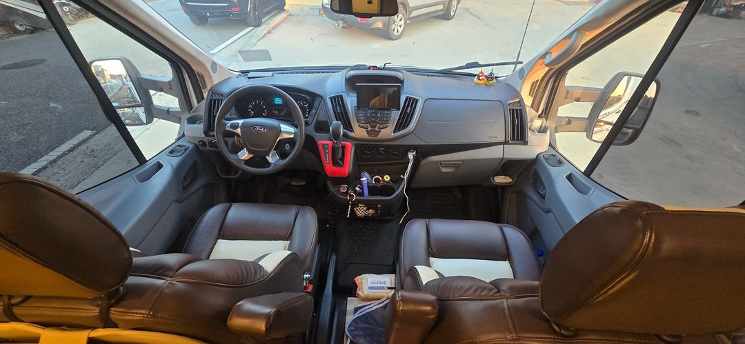 포레스트리버 K-WAVE TS 캠핑카, 2016년식(2020년 등록), 7,500만원 이미지