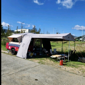 캠핑 트레일러 이미지