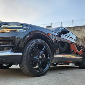 제네시스GV80 22인치 순정휠 블랙휠 팝니다 이미지