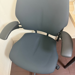 휴먼스케일 사무용 의자 (블랙) 이미지