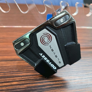 오딧세이 Eleven 스트로크랩 퍼터 이미지