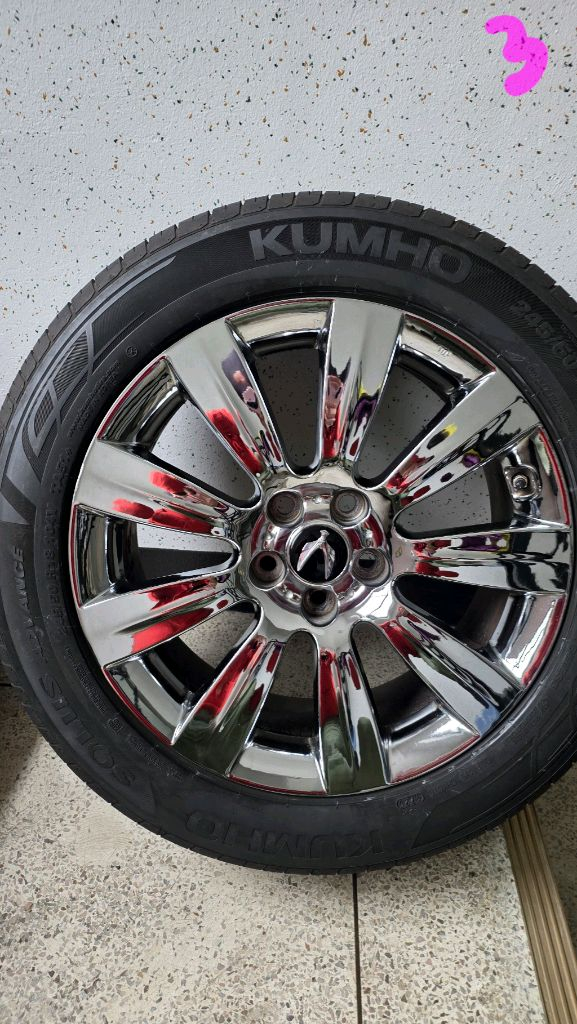 뉴에쿠스 vi/순정18인치/크롬휠, 타이어/중고 4개/교환가능/개인/팝니다. 이미지