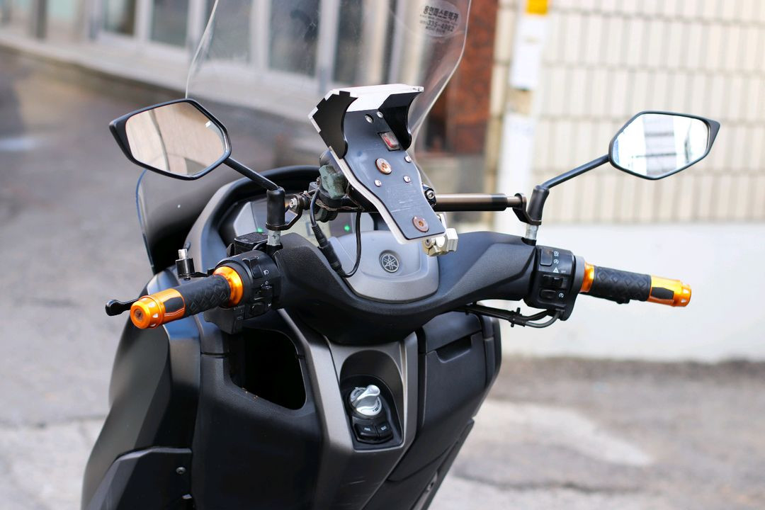 엔맥스125 야마하 nmax125 21년식 오토바이 판매합니다 이미지