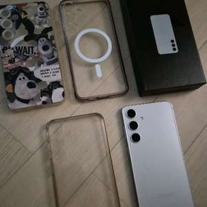 갤럭시 S24+ 256g 박스 및 케이스 포함 이미지
