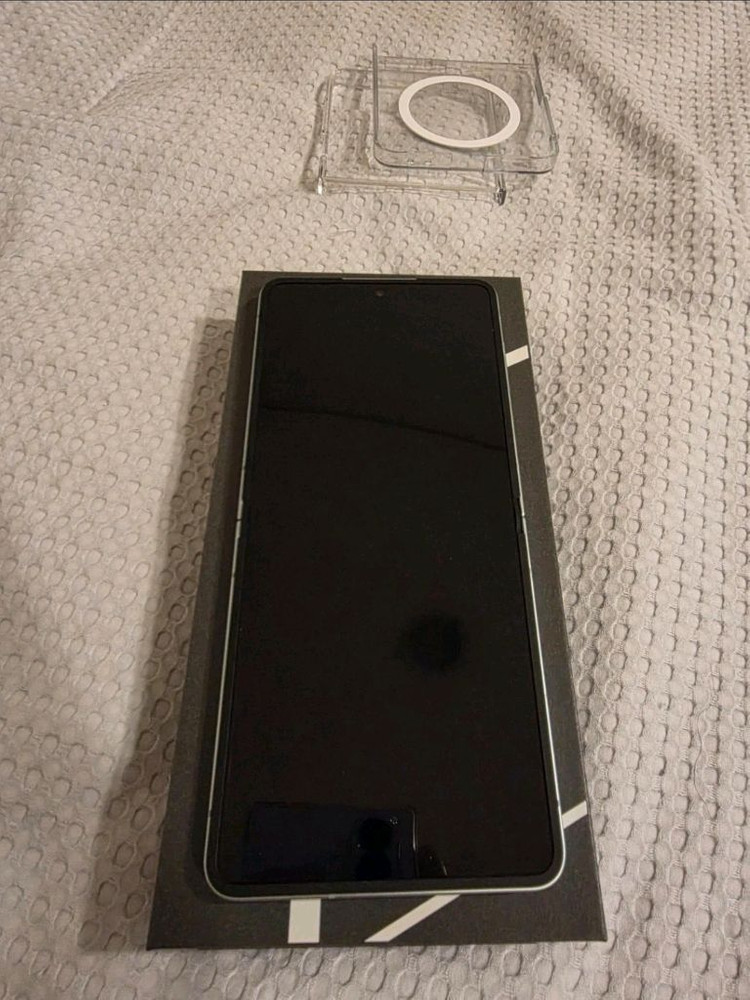 갤럭시 플립7 512 민트 자급제 이미지