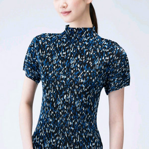 정품) 플리츠플리즈 스프링클 미스트 반목 탑 씨솔트 이미지