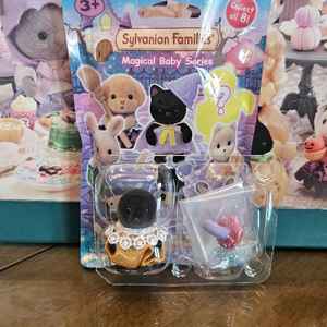 실바니안 매직파티 두더지 이미지