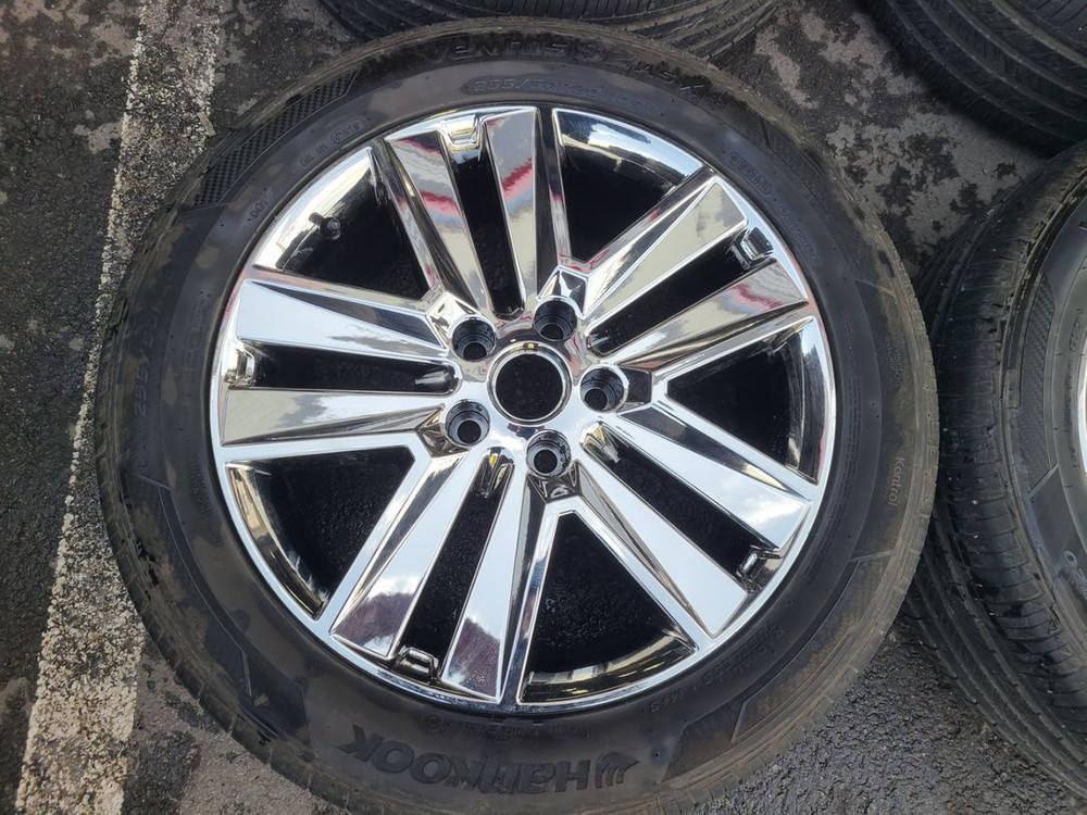 렉스턴스포츠 칸 20인치 2555020 크롬 휠타이어 이미지