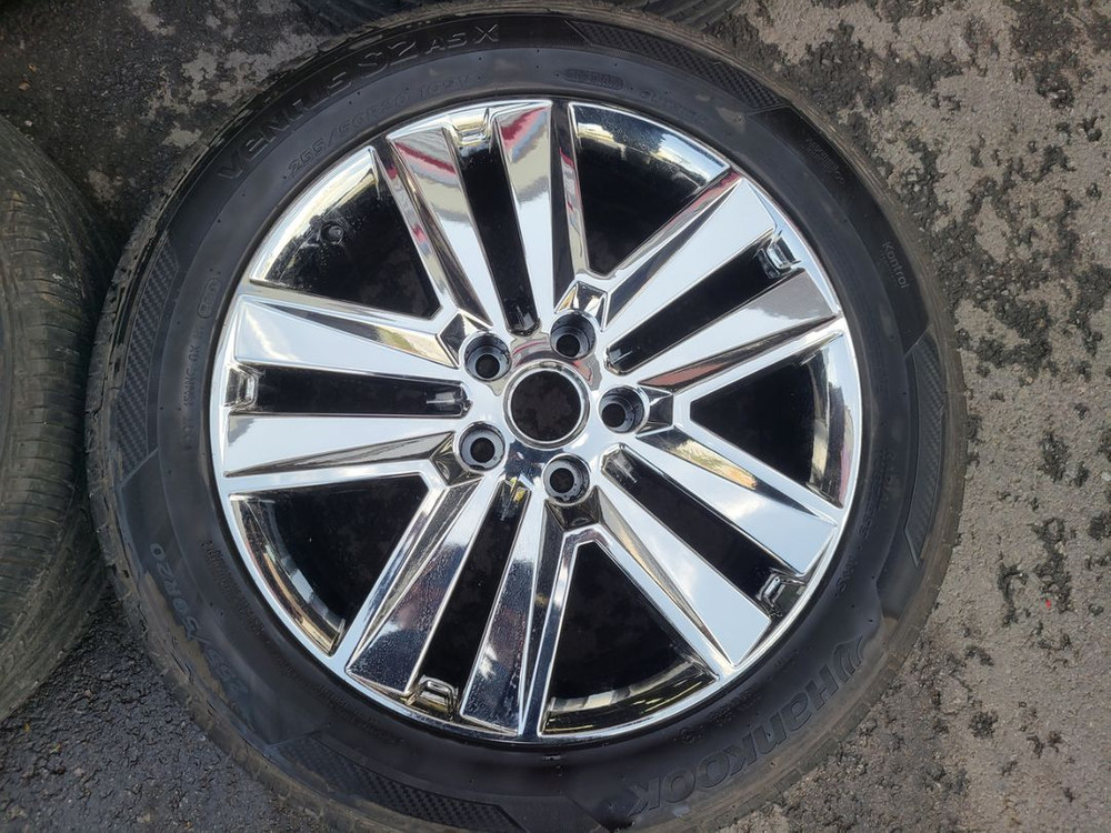 렉스턴스포츠 칸 20인치 2555020 크롬 휠타이어 이미지