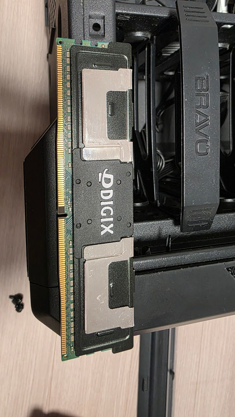 인텔 CPU i9 9900, 64램, RTX2070super 데스크탑 PC 팝니다. 이미지