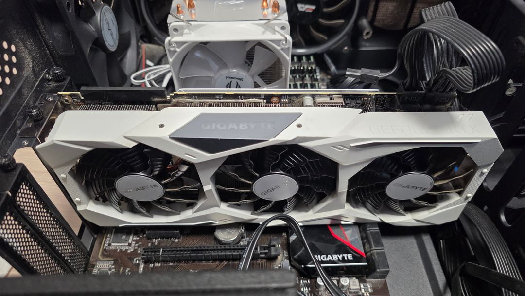 인텔 CPU i9 9900, 64램, RTX2070super 데스크탑 PC 팝니다. 이미지