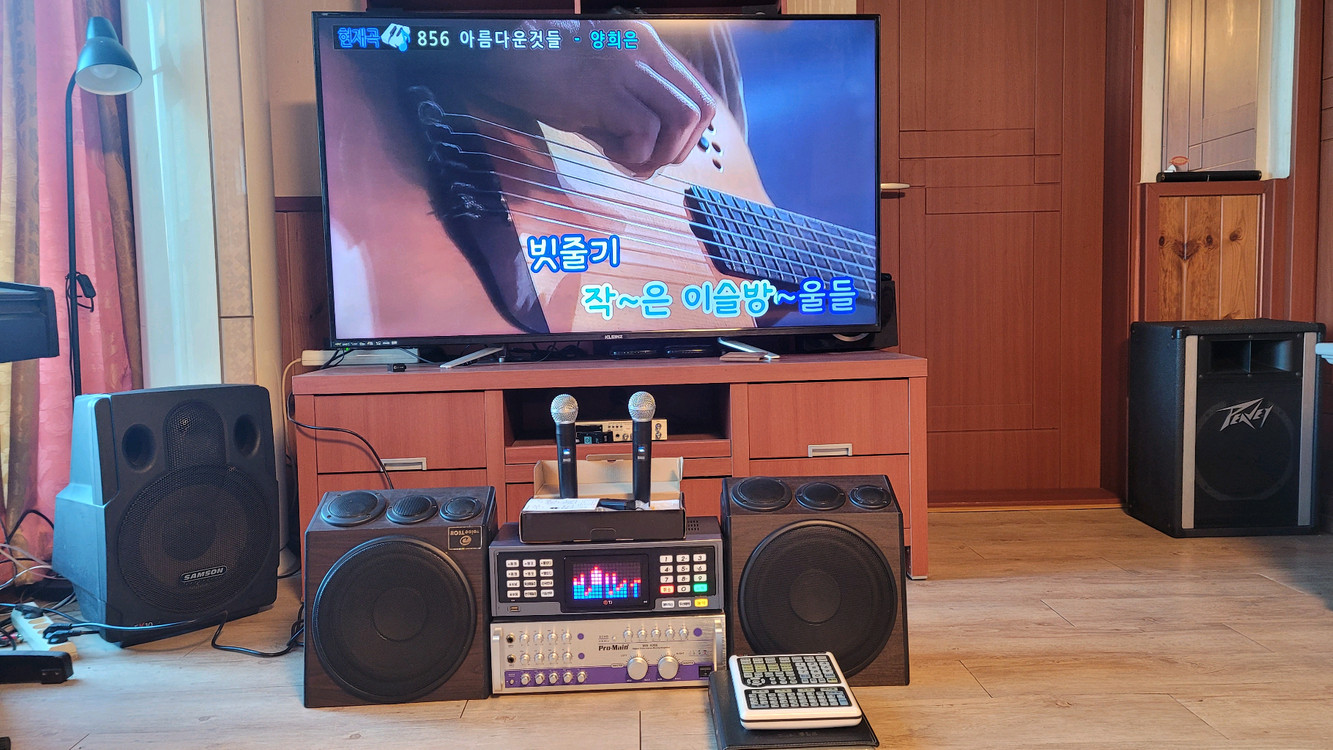 태진 노래방 반주기 이미지