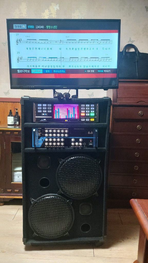 이동식 노래방 반주기 풀세트 이미지